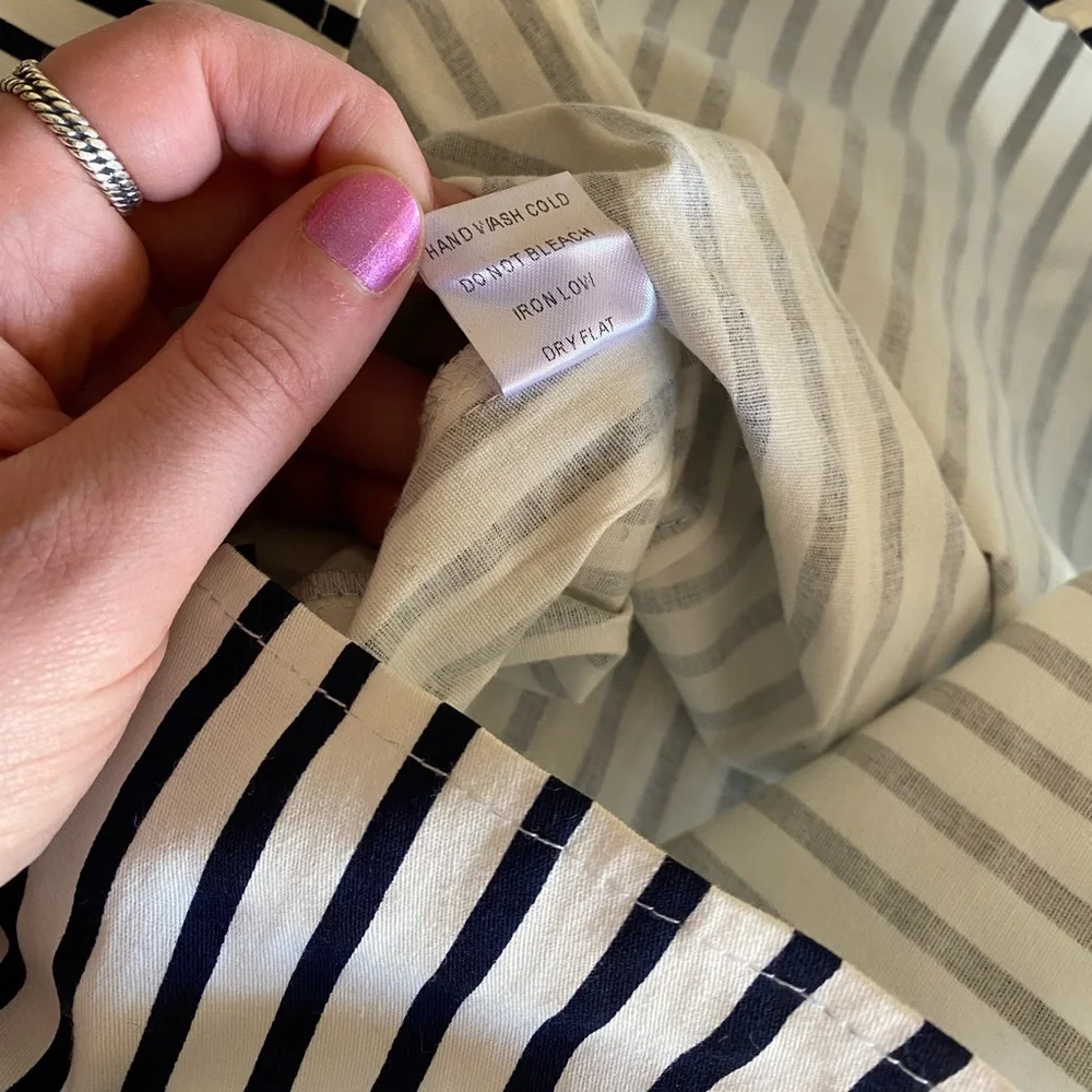 Fashion Nova NWT navy blue & white stripped strapless dress size Large - Picture 16 of 16